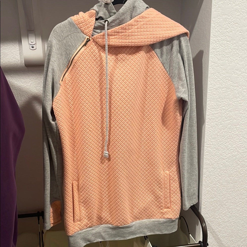 AMPERSAND AVE. Peach and Gray Women's Jacket